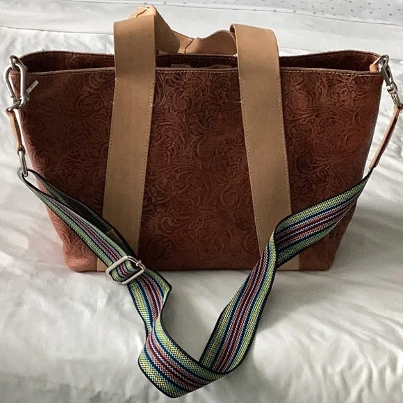 EUC Consuela Sally Carry all Tote - Picture 3 of 13